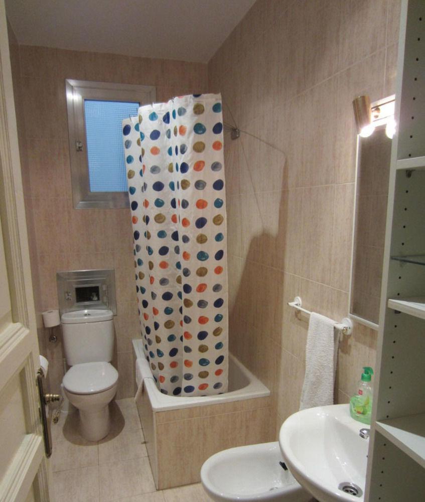 Guest house Bruna Paseo Del Prado 2*