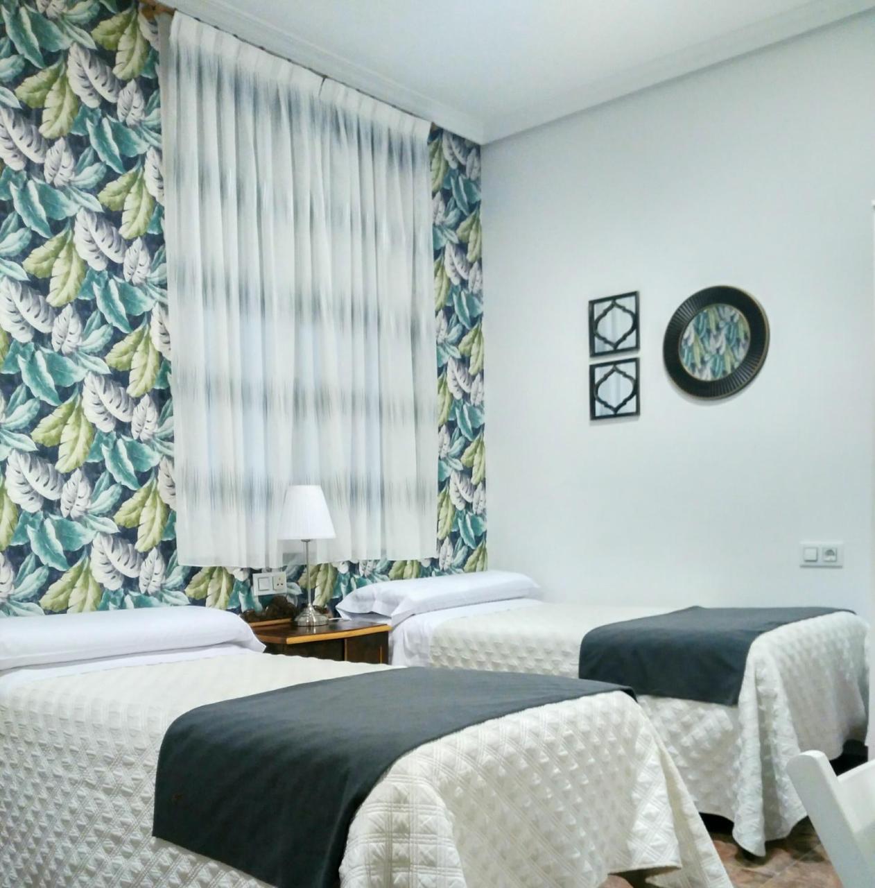 Bruna Paseo Del Prado Guest house